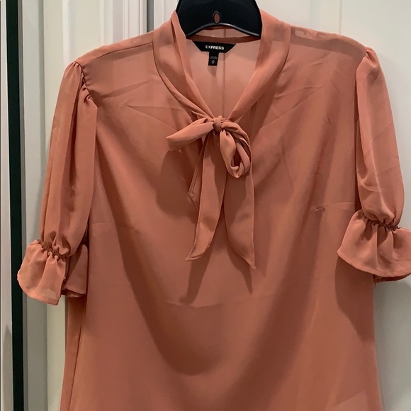 Express tie neck puff sleeve top - Picture 3 of 3